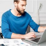 AI-Driven Search and Personalization in Webshop Development