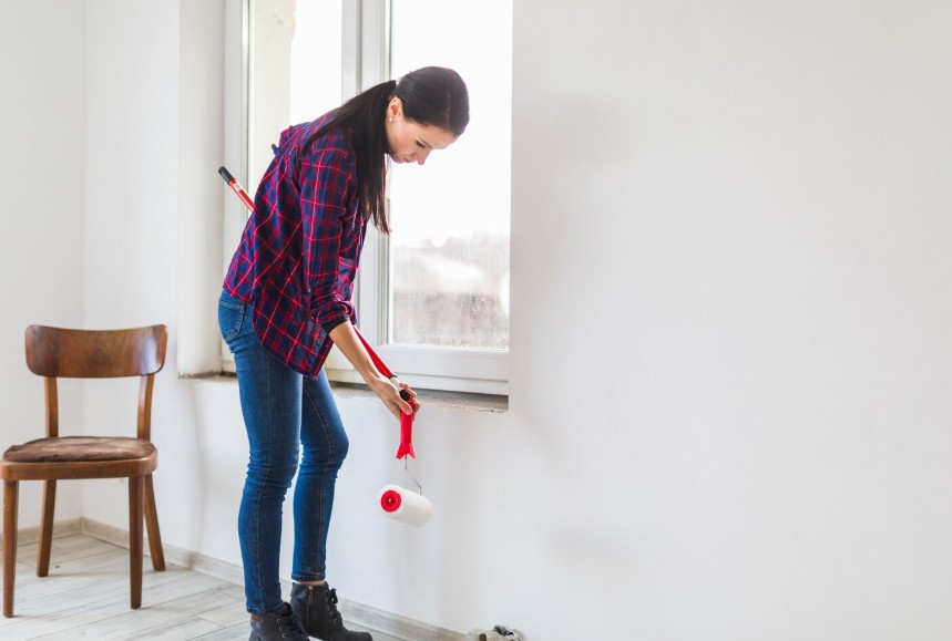 Repair Exterior Caulk Before Moisture Becomes a Problem